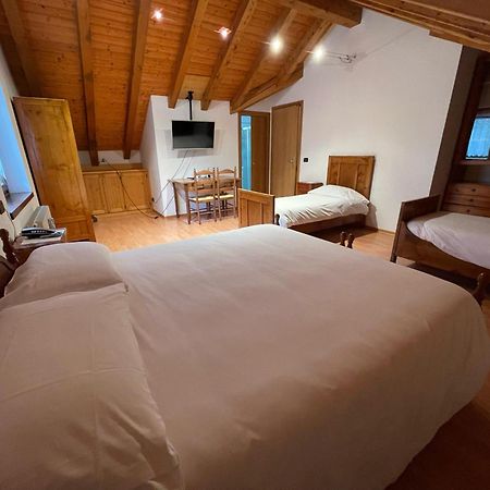 Albergo Nuoitas Форні-ді-Сопра Екстер'єр фото