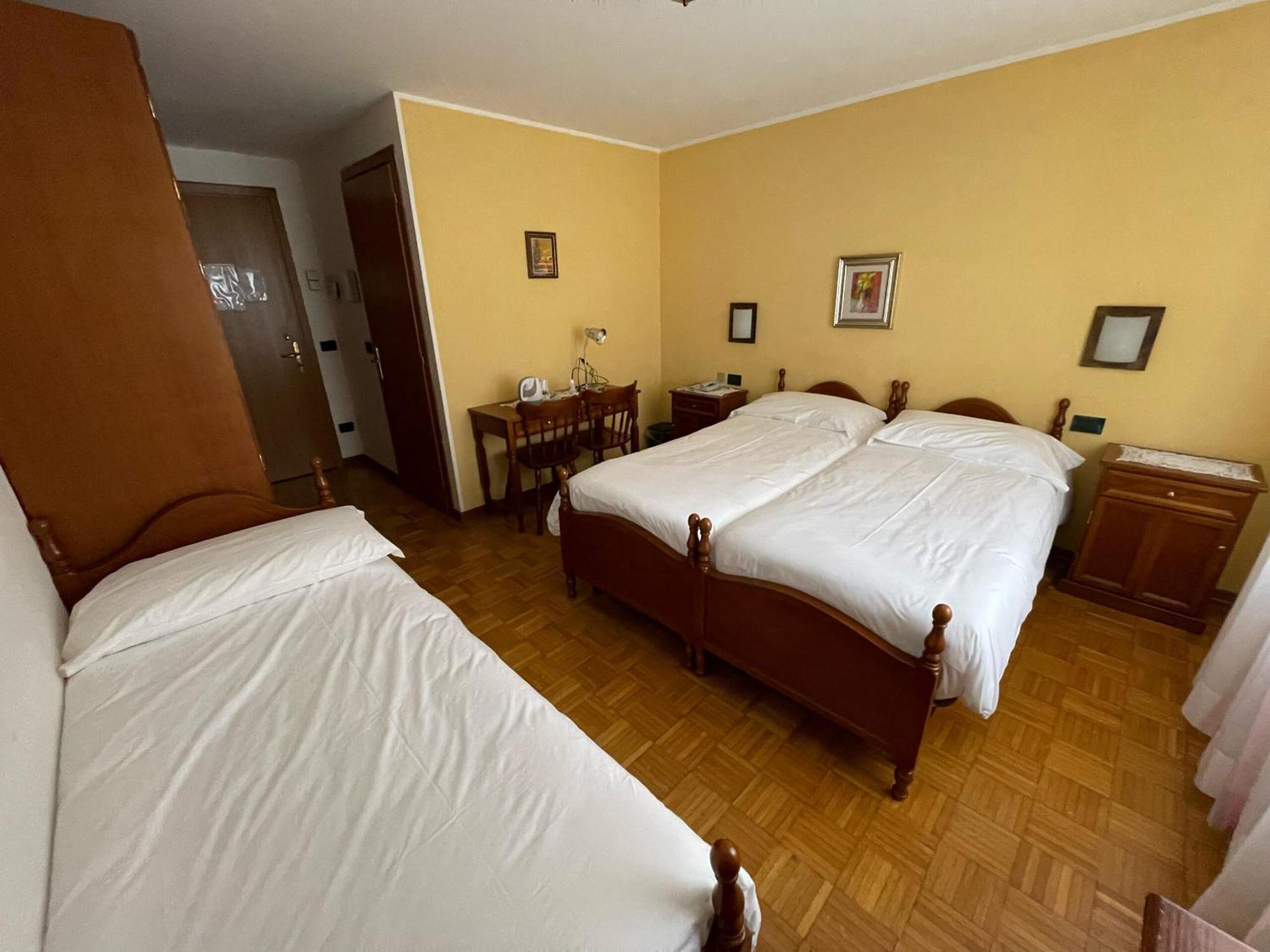 Albergo Nuoitas Форні-ді-Сопра Екстер'єр фото